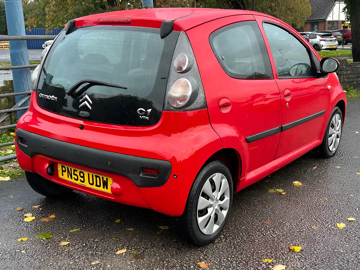 Used 2009 Citroen C1 Vtr Red - Interior and Exterior details 4