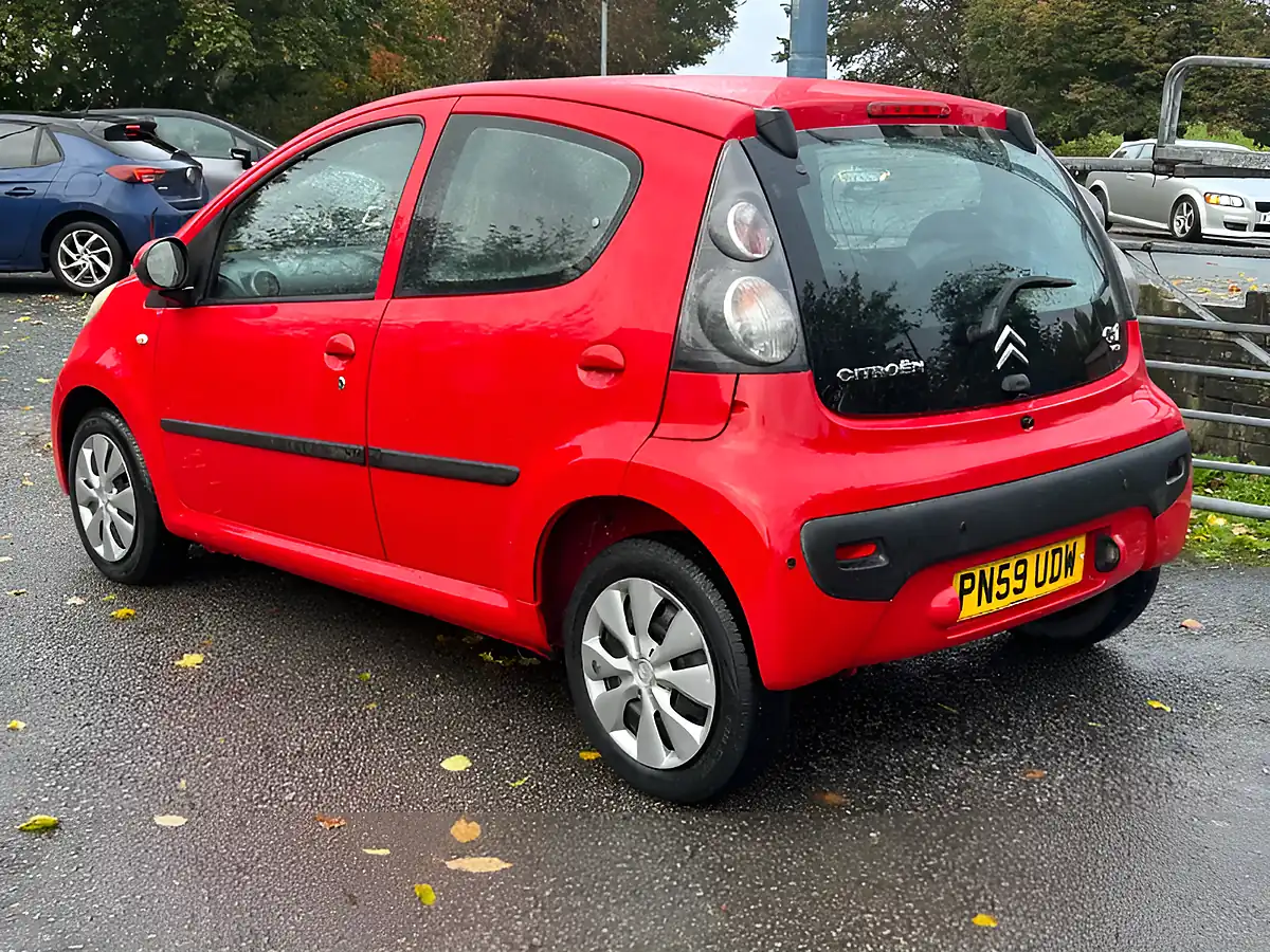 Used 2009 Citroen C1 Vtr Red - Interior and Exterior details 5
