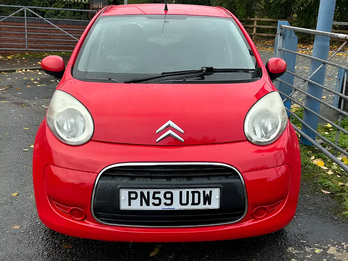 Used 2009 Citroen C1 Vtr Red - Interior and Exterior details 9