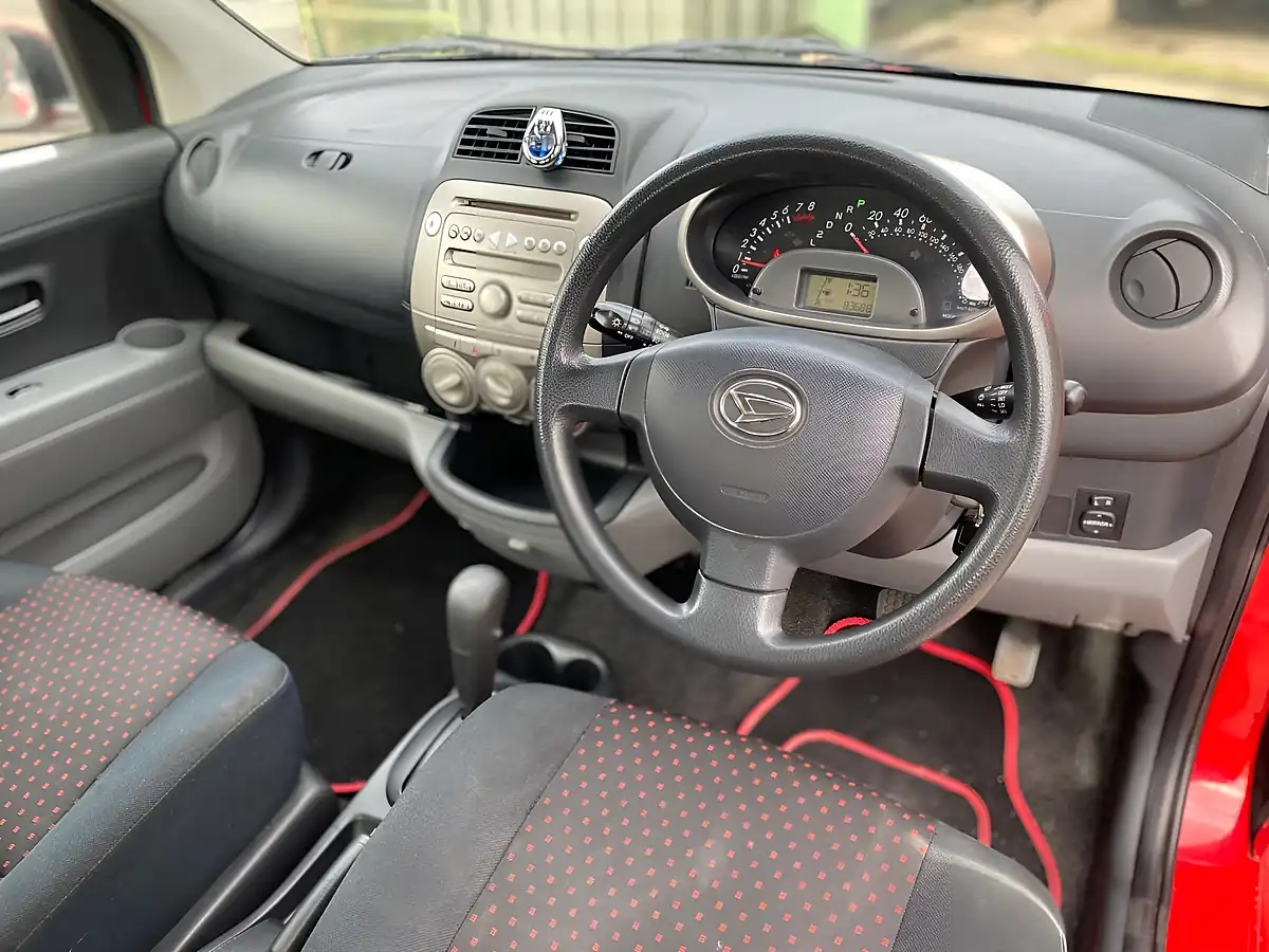 Used 2009 Daihatsu Sirion Sx Red - Interior and Exterior details 11
