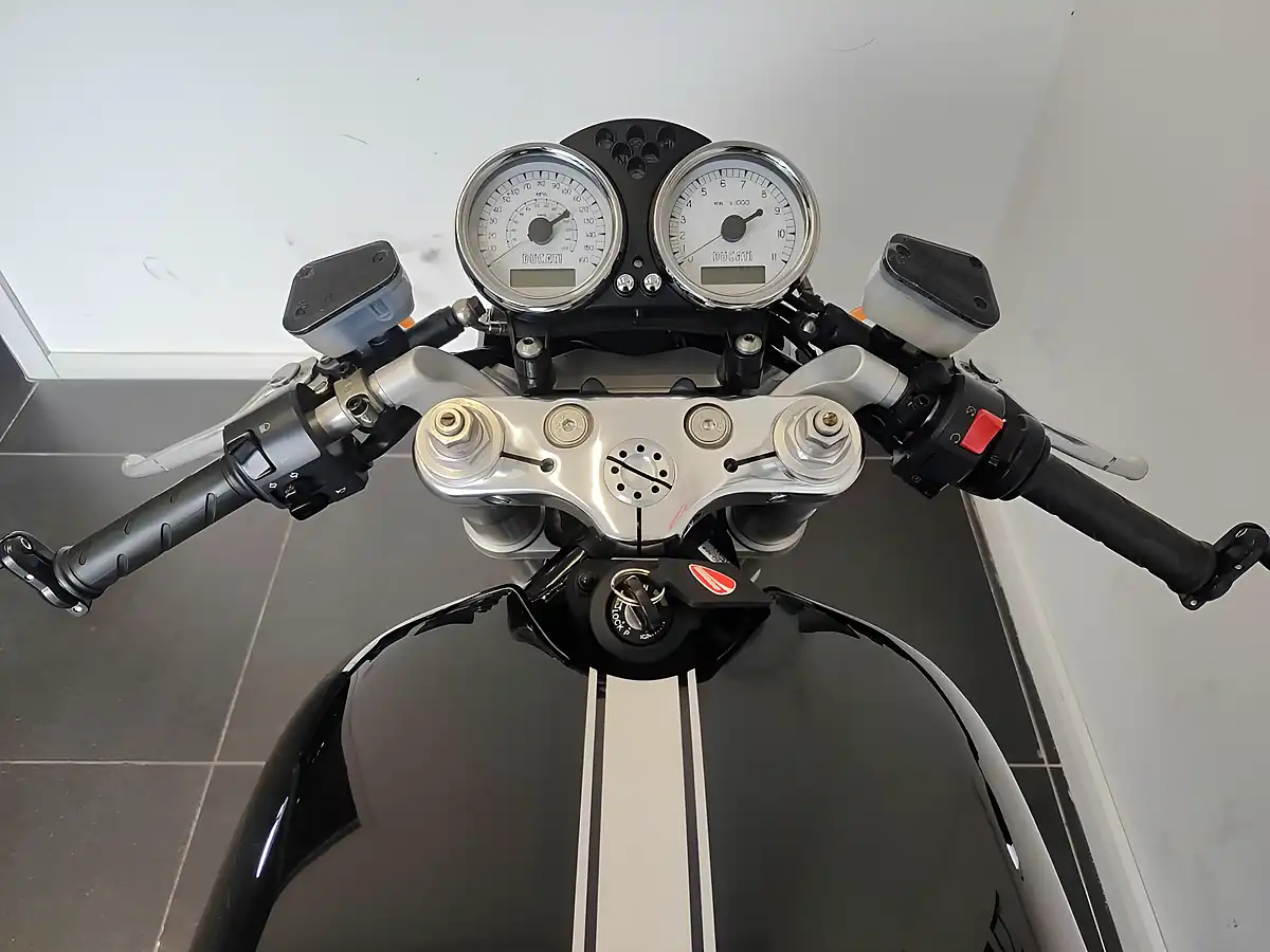 Used 2009 Ducati GT 1000 Black Black - Interior and Exterior details 12