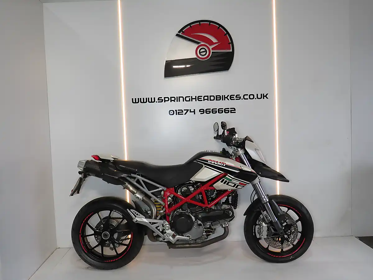 Used 2009 Ducati Hypermotard 1100 White - Front View