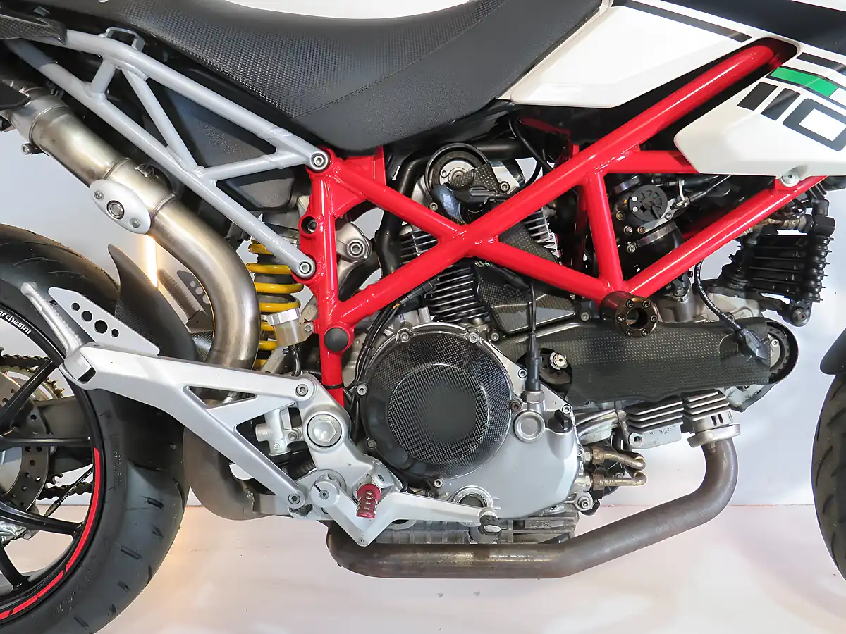 Used 2009 Ducati Hypermotard 1100 White - Interior and Exterior details 10