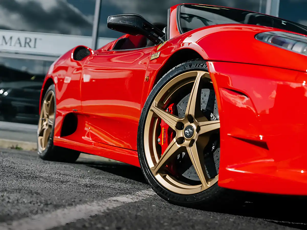 Used 2009 Ferrari F430 Scuderia Spider 16M Rosso Corsa - Interior and Exterior details 12