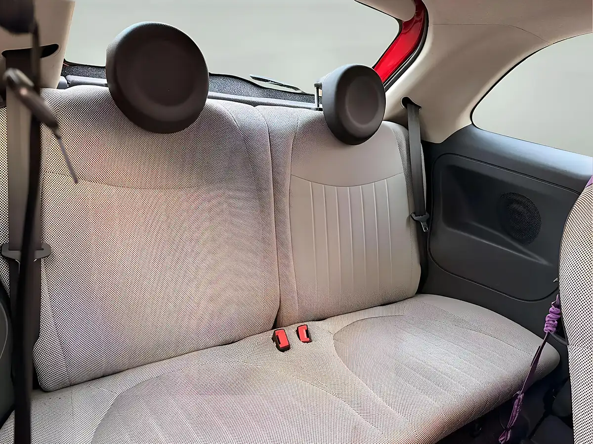Used 2009 Fiat 500 Lounge Red - Interior and Exterior details 17