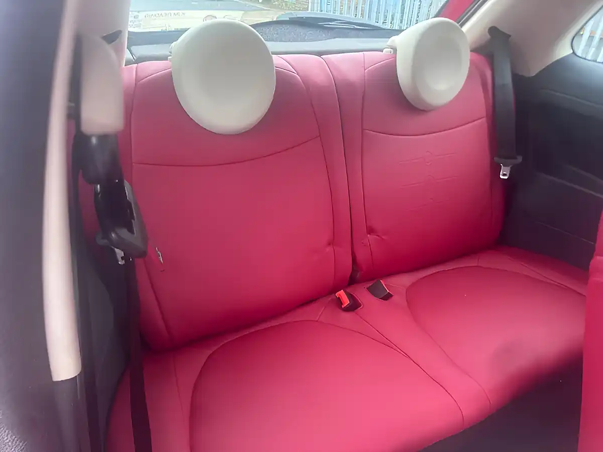 Used 2009 Fiat 500 Pop Red - Interior and Exterior details 12
