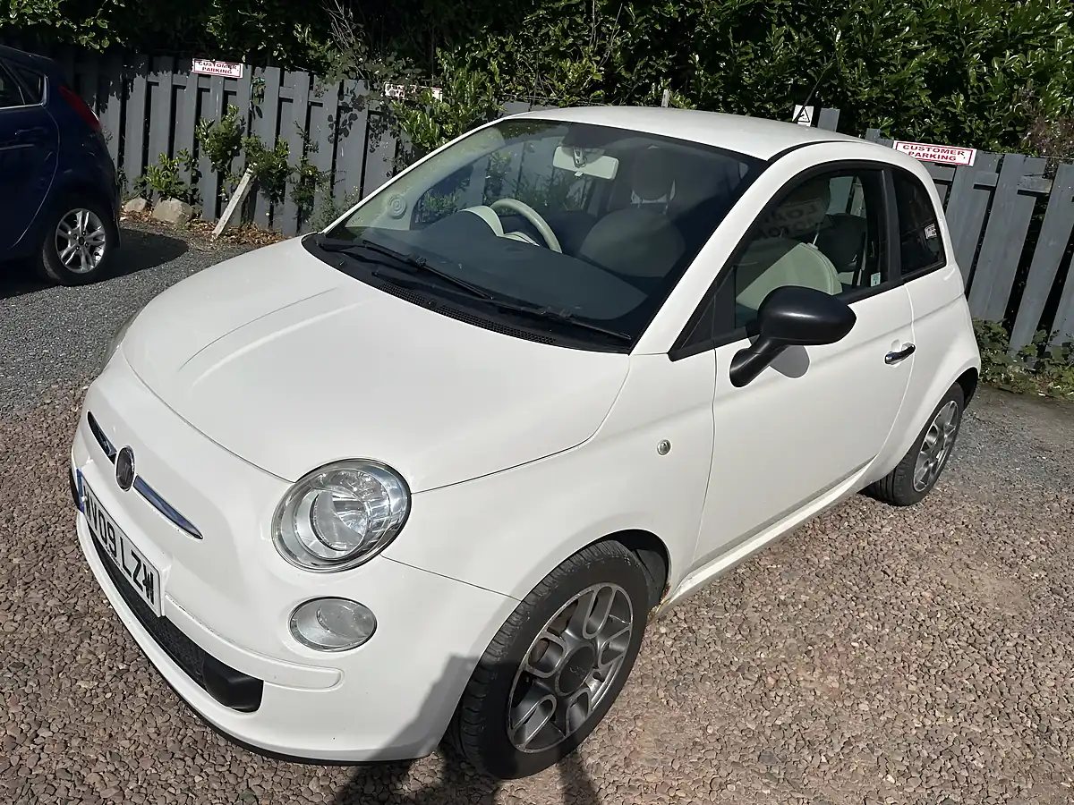 Used 2009 Fiat 500 Pop White - Interior and Exterior details 5
