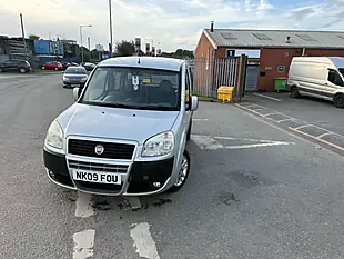 Used 2009 Fiat Doblo Mobility Silver - Interior and Exterior details 10
