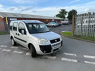 Used 2009 Fiat Doblo Mobility Silver - Interior and Exterior details 3