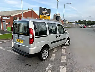 Used 2009 Fiat Doblo Mobility Silver - Interior and Exterior details 8