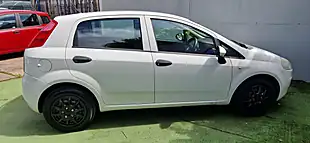 Used 2009 Fiat Grande Punto Active 77 White - Interior and Exterior details 4