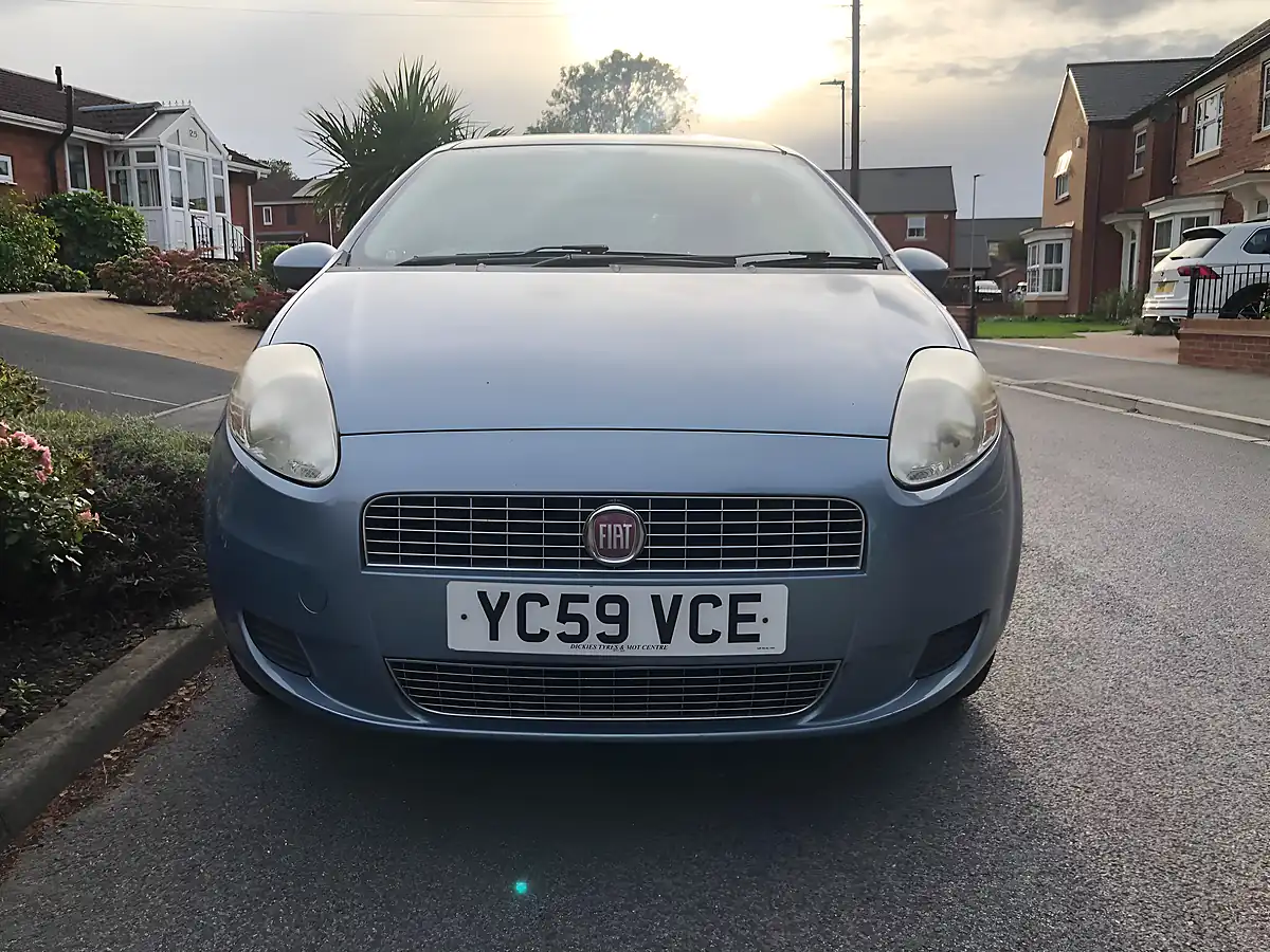 Used 2009 Fiat Grande Punto Active Blue - Interior and Exterior details 2