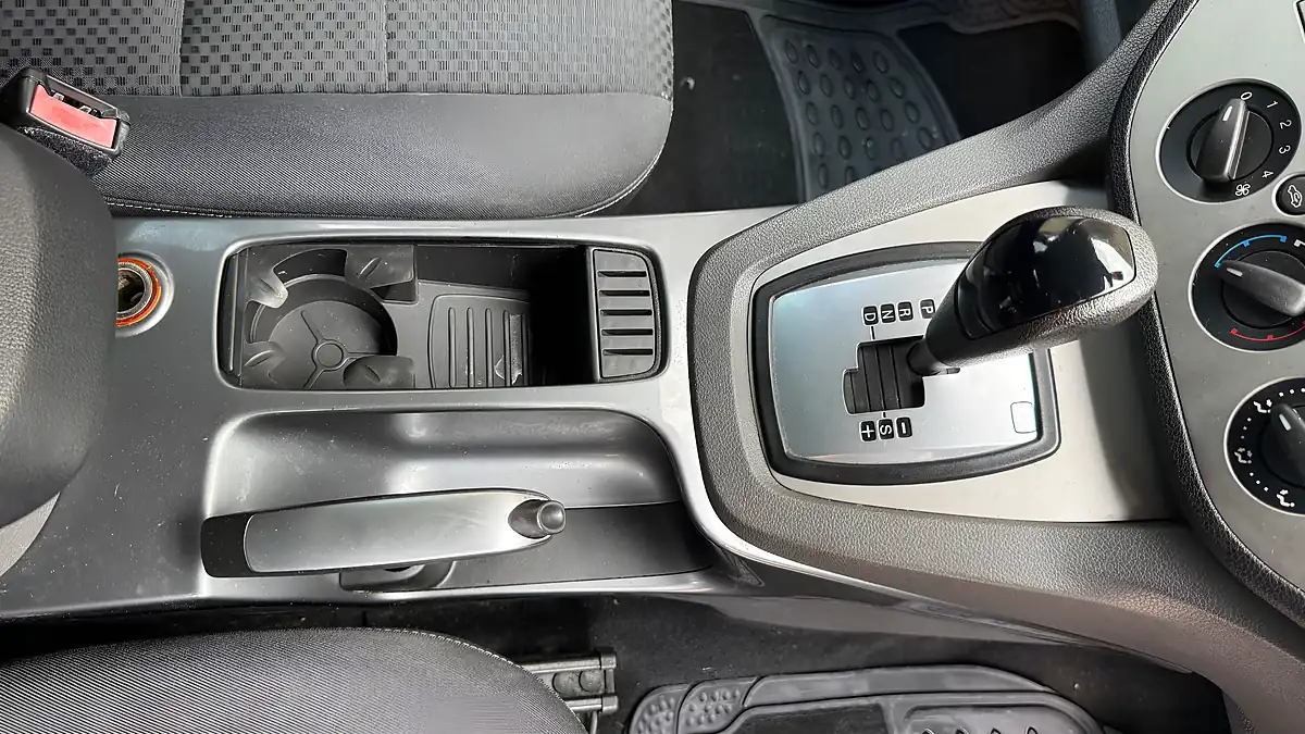 Used 2009 Ford C-Max Titanium Blue - Interior and Exterior details 15