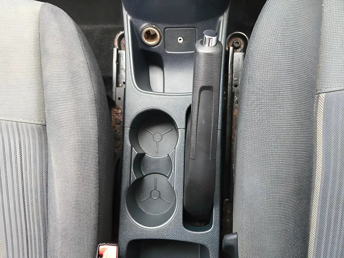 Used 2009 Ford Fiesta Edge 5dr Red - Interior and Exterior details 13