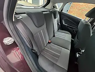 Used 2009 Ford Fiesta Edge 5dr Red - Interior and Exterior details 16