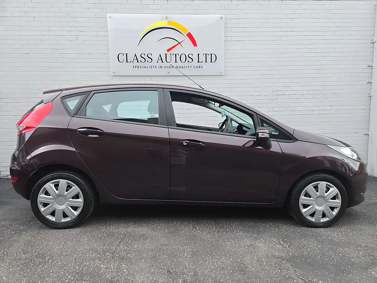 Used 2009 Ford Fiesta Edge 5dr Red - Interior and Exterior details 7
