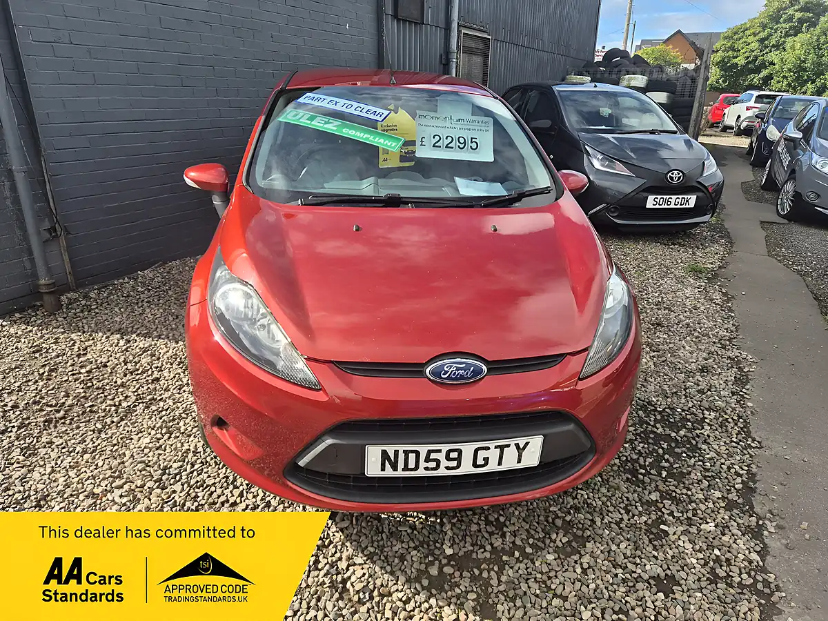 Used 2009 Ford Fiesta Edge Red - Front View