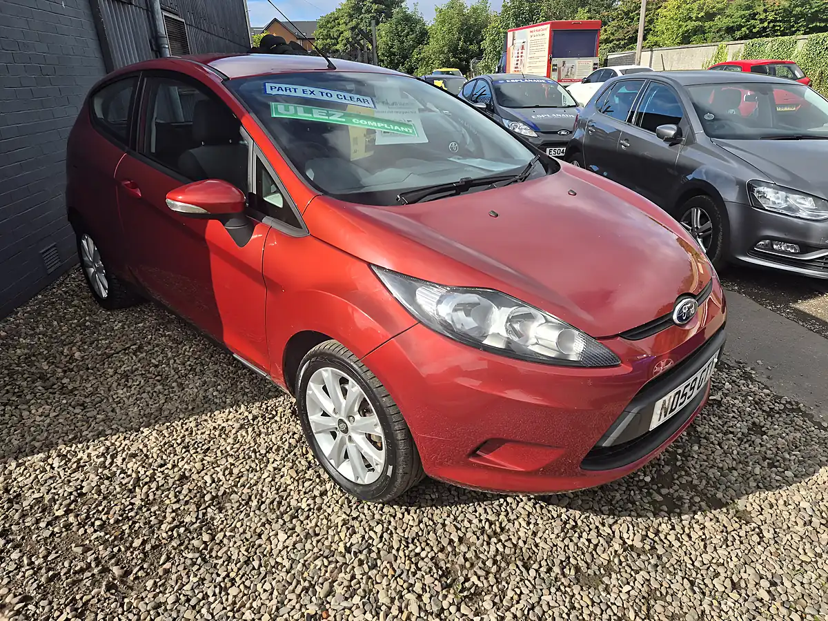 Used 2009 Ford Fiesta Edge Red - Interior and Exterior details 3