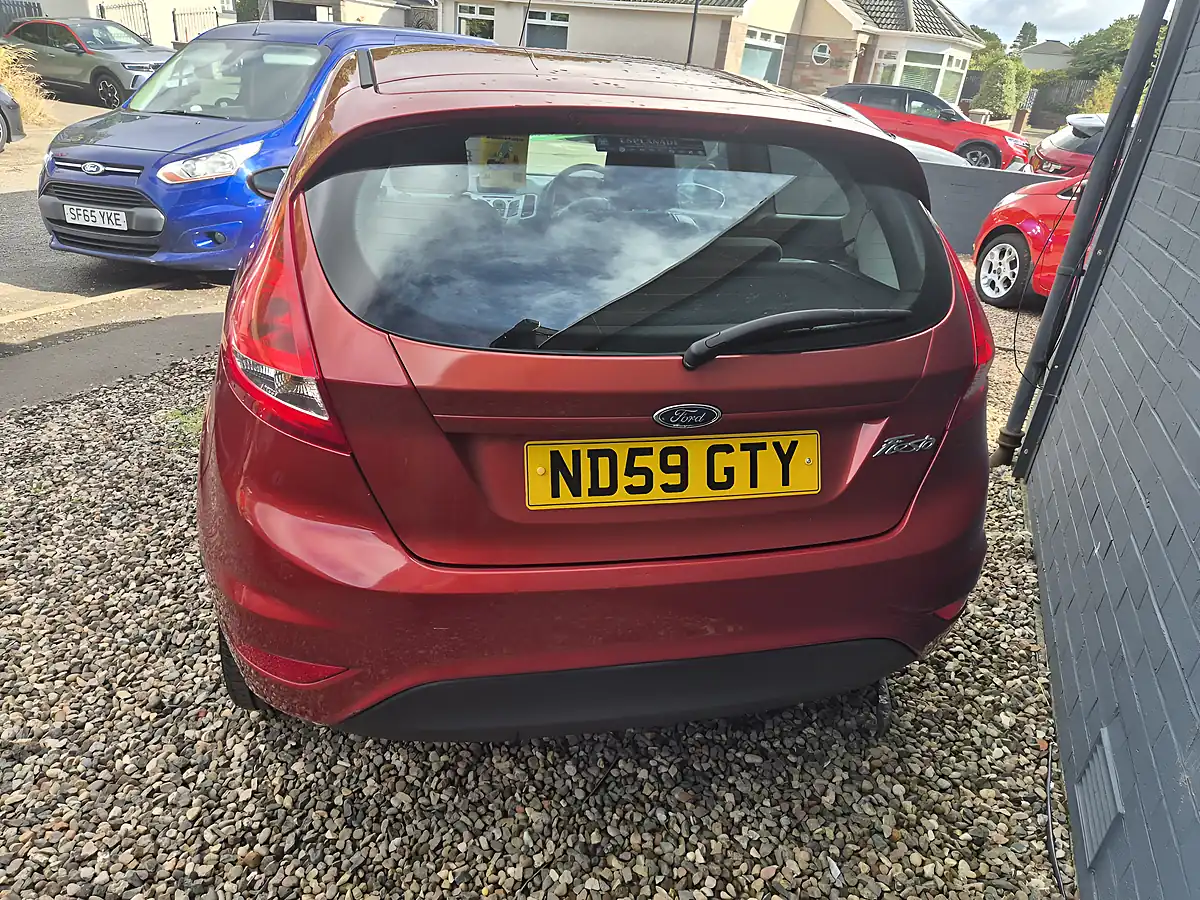Used 2009 Ford Fiesta Edge Red - Interior and Exterior details 7