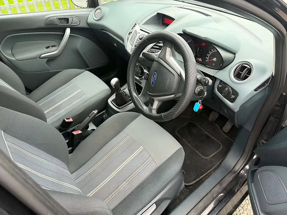 Used 2009 Ford Fiesta Style Black - Interior and Exterior details 15