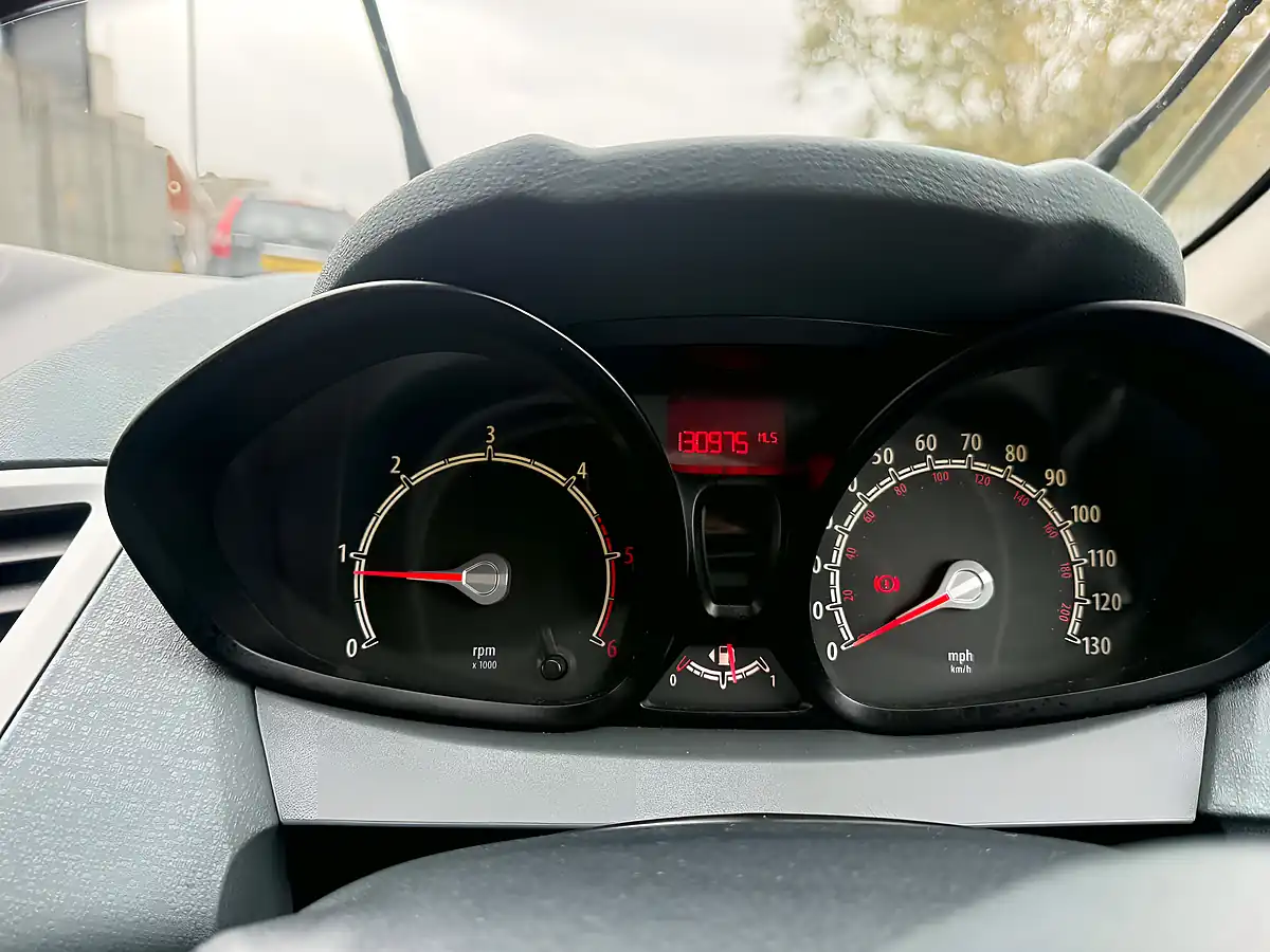 Used 2009 Ford Fiesta Style Black - Interior and Exterior details 16