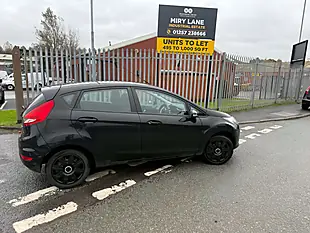 Used 2009 Ford Fiesta Style Black - Interior and Exterior details 9