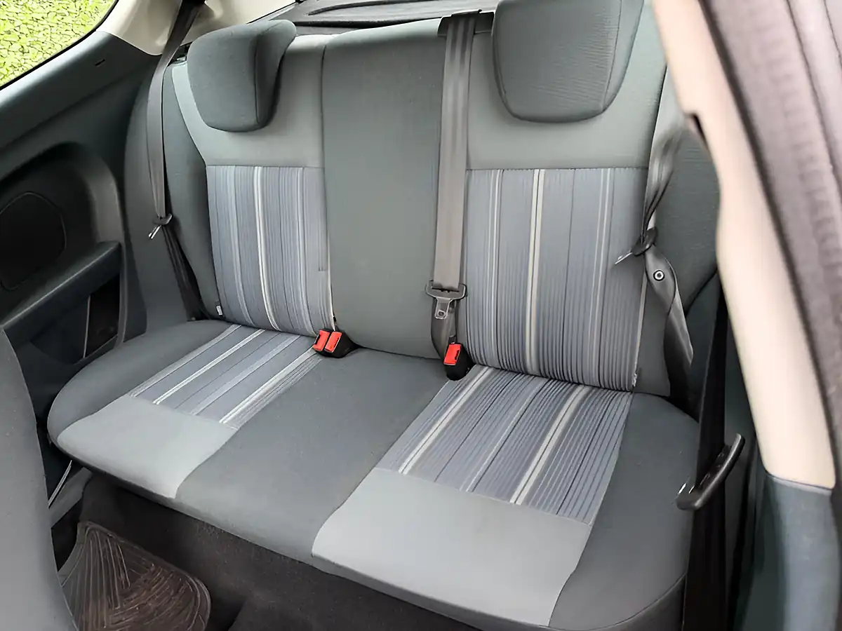 Used 2009 Ford Fiesta Style Blue - Interior and Exterior details 14