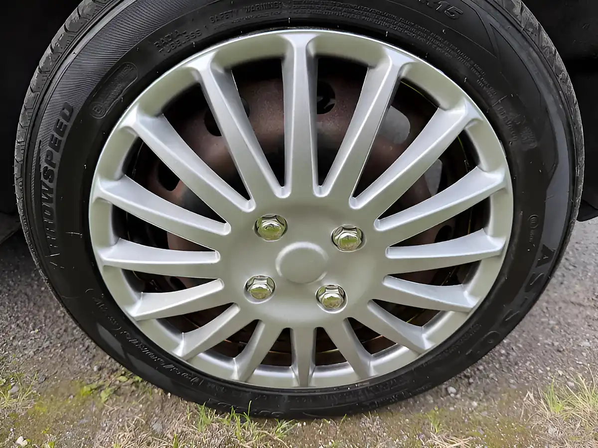 Used 2009 Ford Fiesta Style Blue - Interior and Exterior details 11
