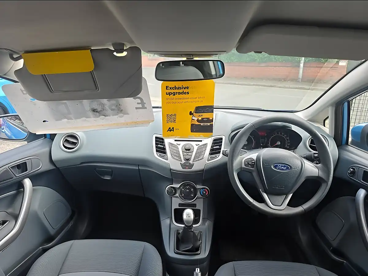 Used 2009 Ford Fiesta Style Blue - Interior and Exterior details 12