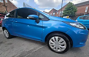 Used 2009 Ford Fiesta Style Blue - Interior and Exterior details 2