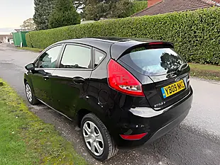 Used 2009 Ford Fiesta Style Plus Black - Interior and Exterior details 7