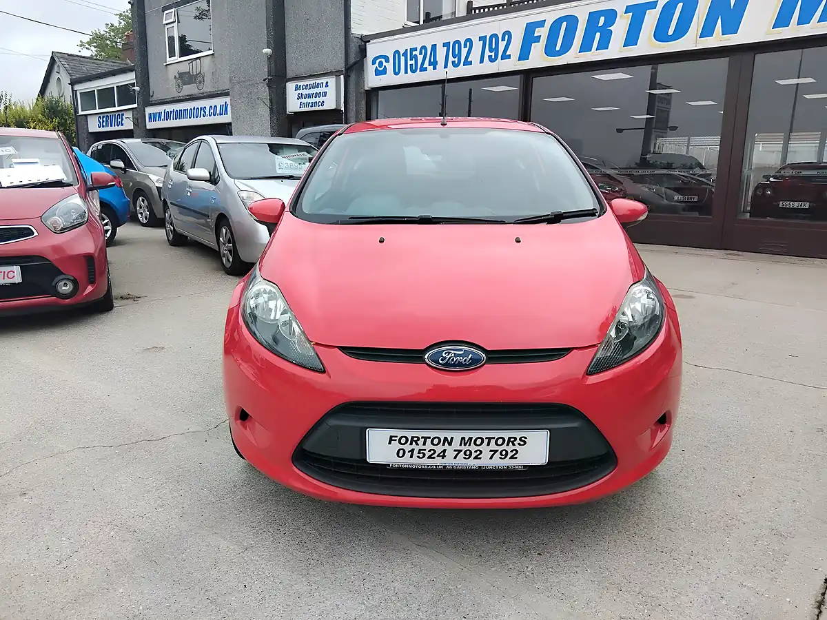 Used 2009 Ford Fiesta Style Red - Interior and Exterior details 2
