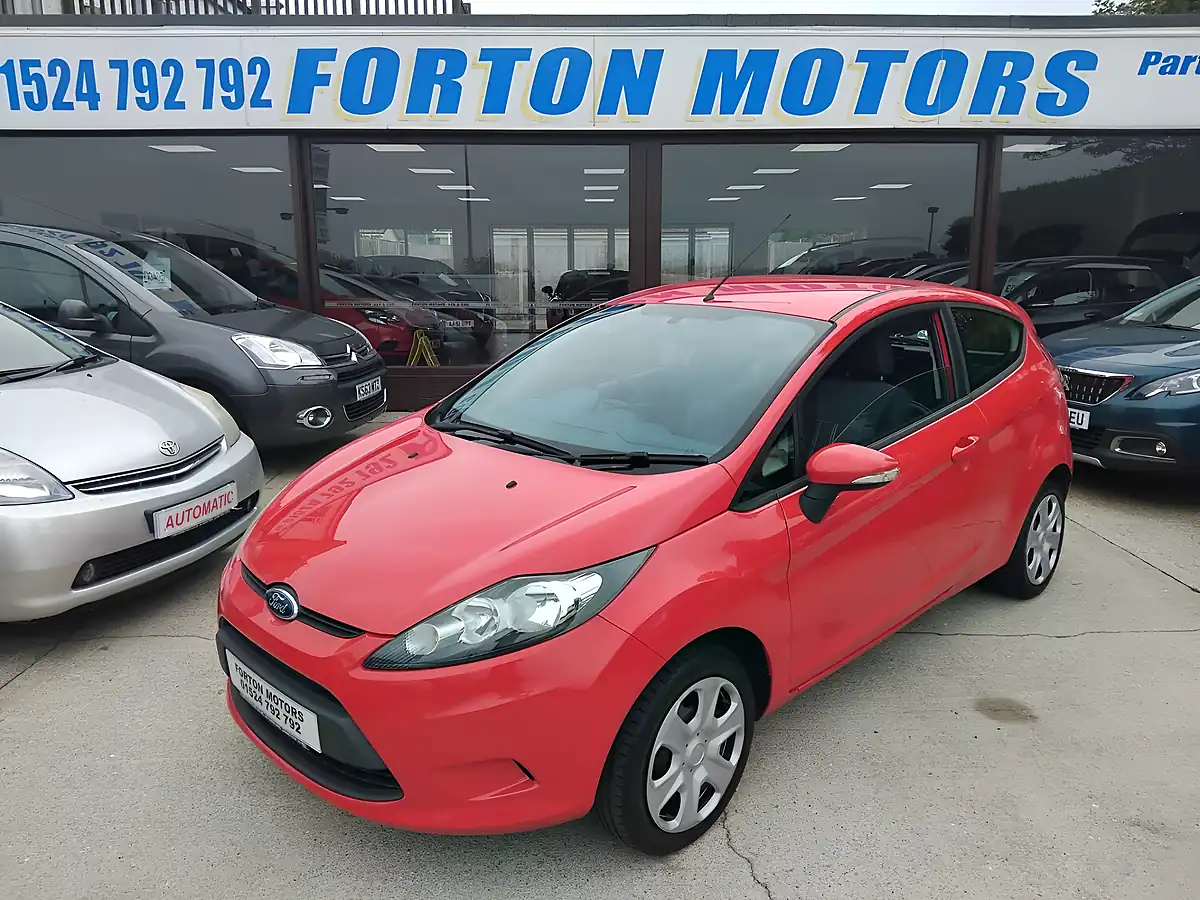 Used 2009 Ford Fiesta Style Red - Interior and Exterior details 8
