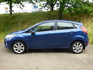 Used 2009 Ford Fiesta Titanium Blue - Interior and Exterior details 15