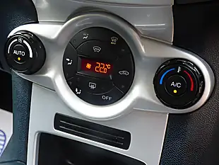Used 2009 Ford Fiesta Titanium Blue - Interior and Exterior details 18