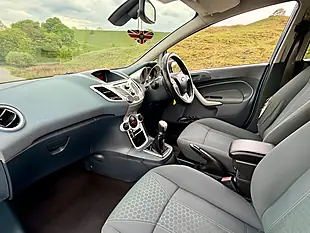 Used 2009 Ford Fiesta Titanium Blue - Interior and Exterior details 14