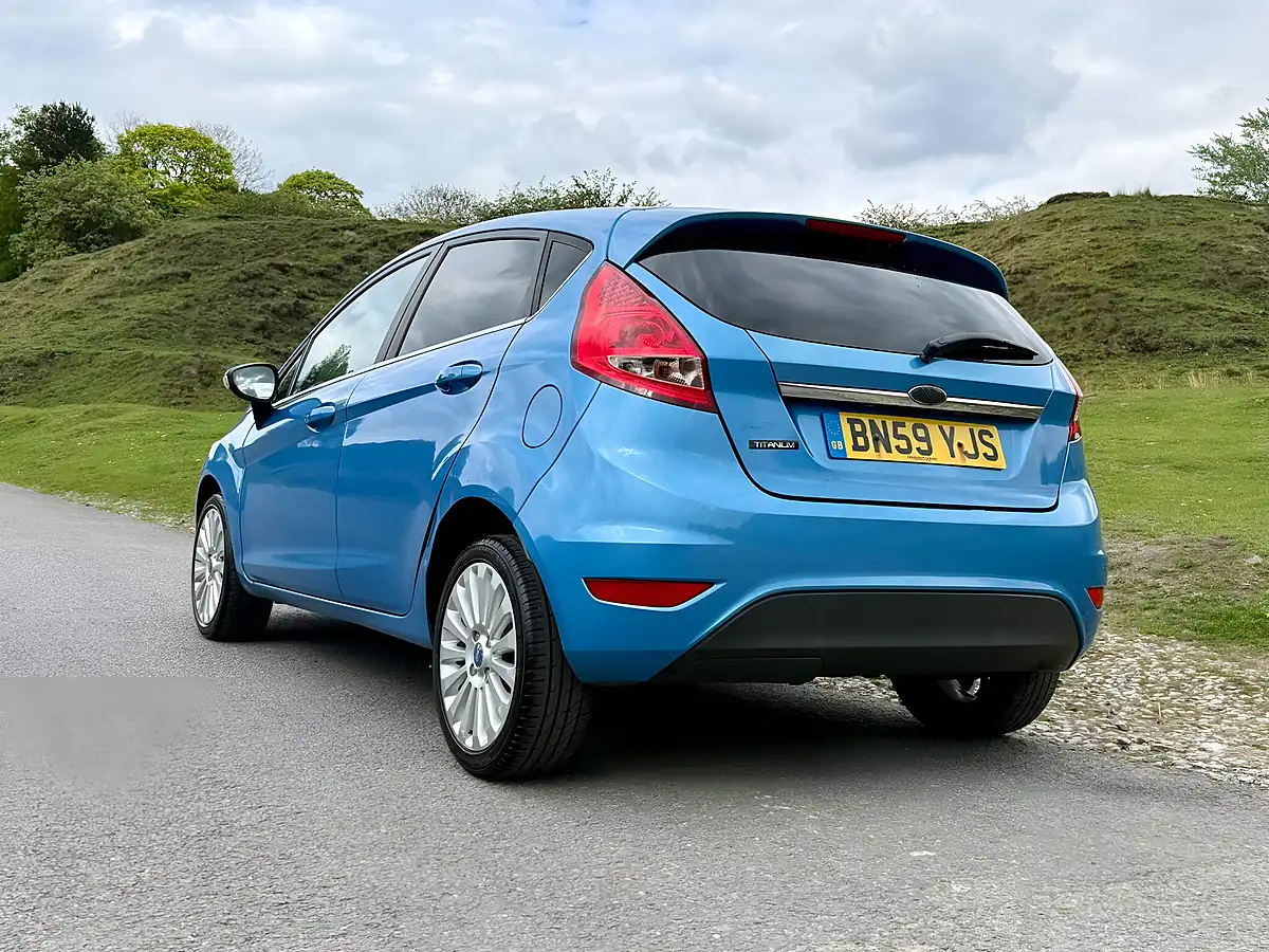 Used 2009 Ford Fiesta Titanium Blue - Interior and Exterior details 4