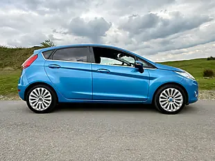 Used 2009 Ford Fiesta Titanium Blue - Interior and Exterior details 8