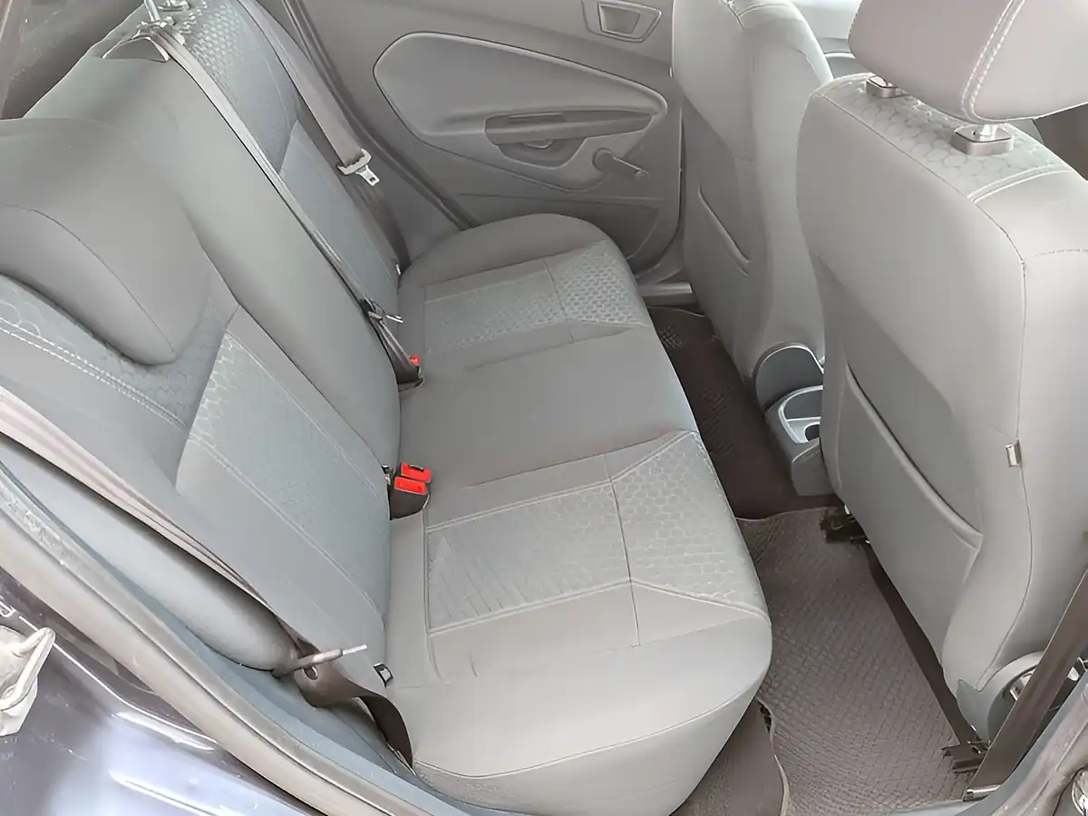 Used 2009 Ford Fiesta Titanium Grey - Interior and Exterior details 16