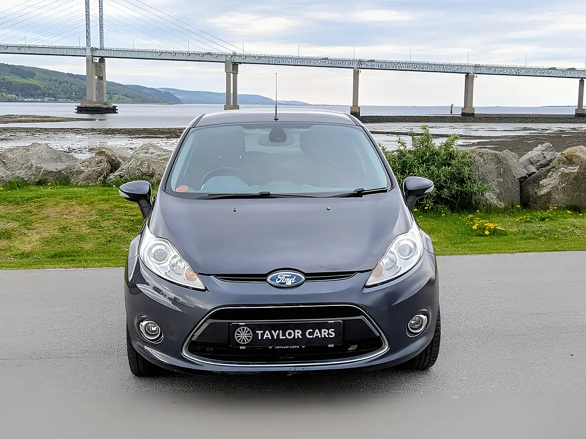 Used 2009 Ford Fiesta Titanium Grey - Interior and Exterior details 2