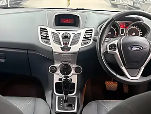 Used 2009 Ford Fiesta Titanium Red - Interior and Exterior details 14