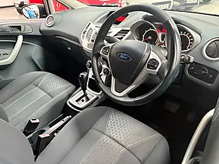 Used 2009 Ford Fiesta Titanium Red - Interior and Exterior details 20
