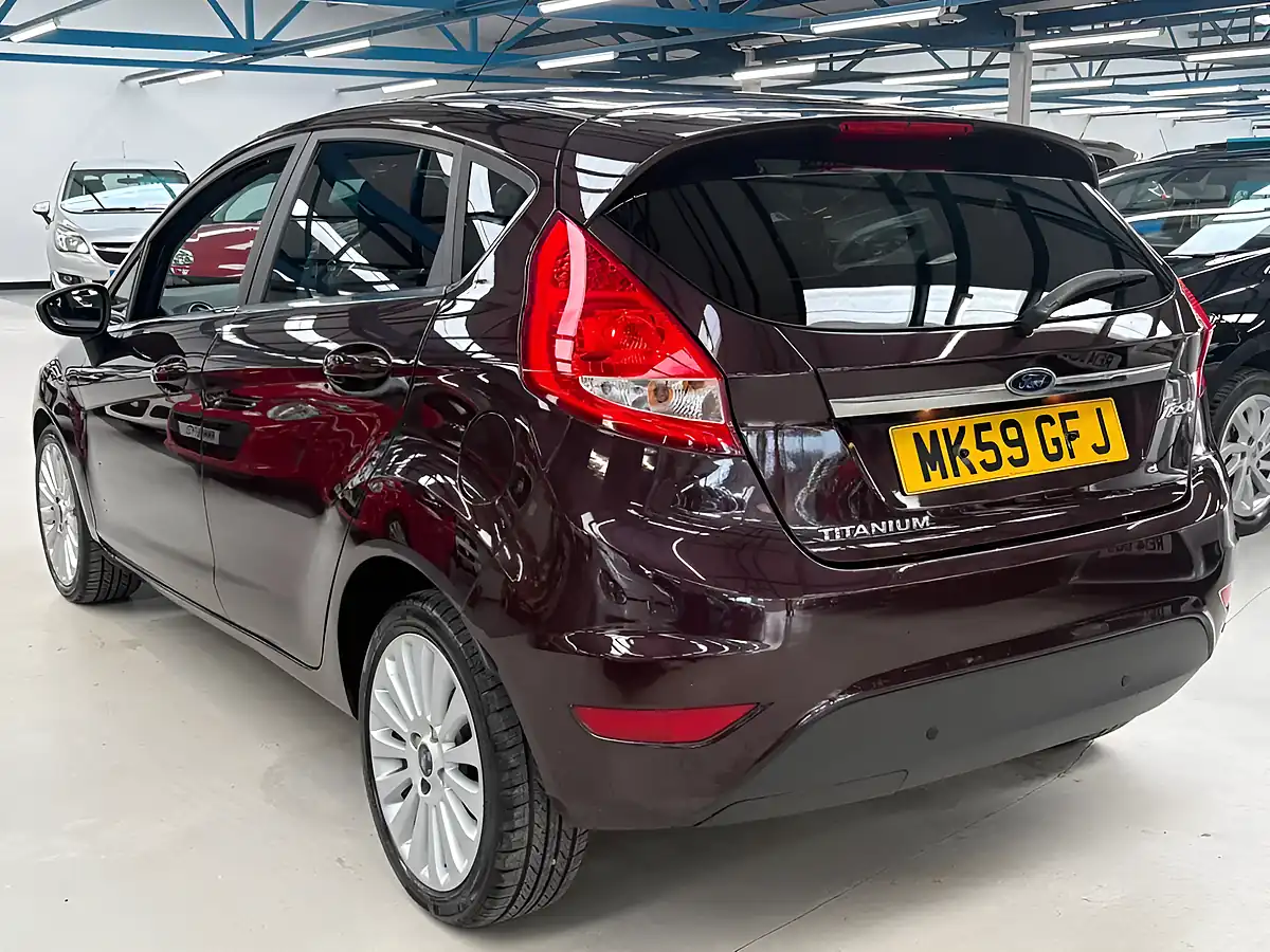 Used 2009 Ford Fiesta Titanium Red - Interior and Exterior details 3