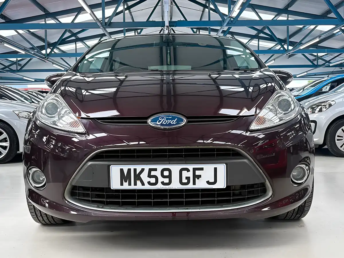 Used 2009 Ford Fiesta Titanium Red - Interior and Exterior details 7