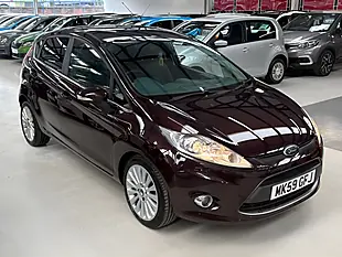 Used 2009 Ford Fiesta Titanium Red - Interior and Exterior details 9