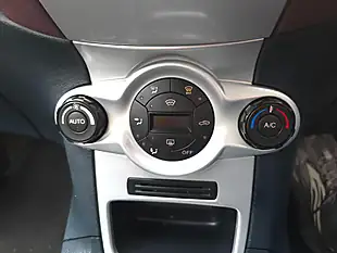 Used 2009 Ford Fiesta Titanium Red - Interior and Exterior details 13