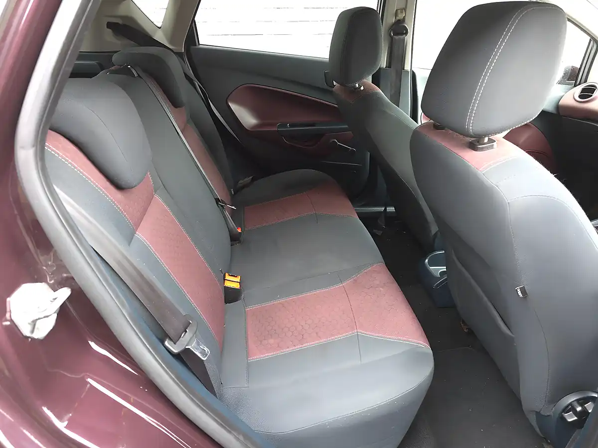 Used 2009 Ford Fiesta Titanium Red - Interior and Exterior details 15