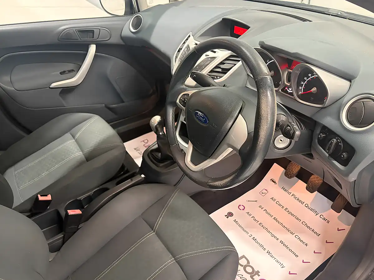 Used 2009 Ford Fiesta Zetec Black - Interior and Exterior details 11
