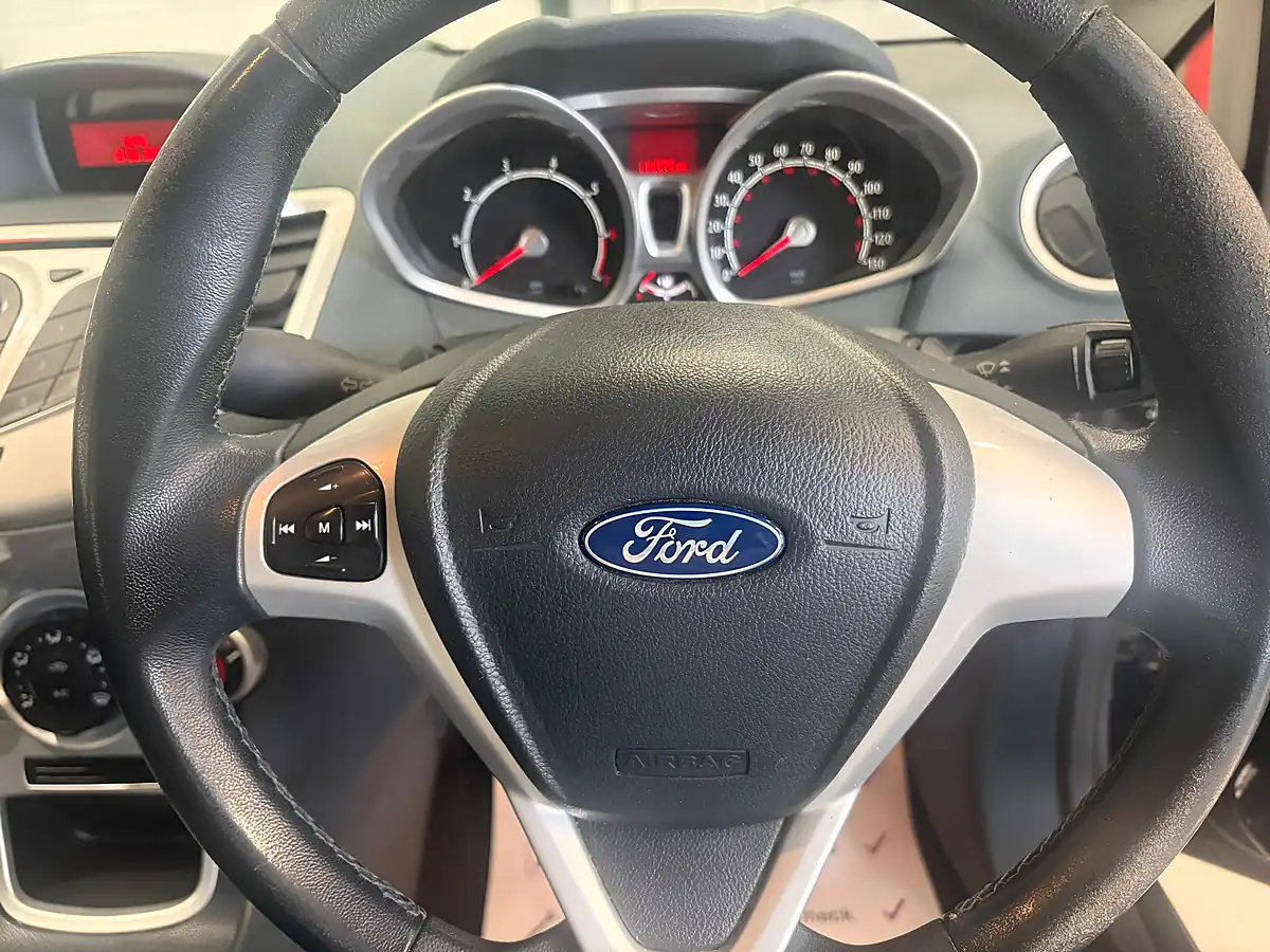 Used 2009 Ford Fiesta Zetec Black - Interior and Exterior details 18