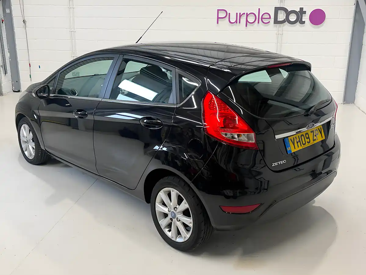 Used 2009 Ford Fiesta Zetec Black - Interior and Exterior details 5
